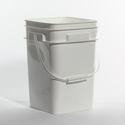 Picture of 16 liter White HDPE Open Head Pail with Built-In Grip