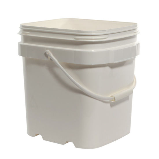 Picture of 6.5 Gallon White HDPE EZ Stor Pail