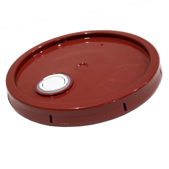 Picture of 3.5-5 GALLON MOBILE RED HDPE COVER W/ PLASTIC SPOUT_GASKETED