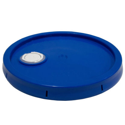 Picture of 3.5-5 GALLON CHEVRON BLUE HDPE COVER W/ PLASTIC GASKETED SPOUT